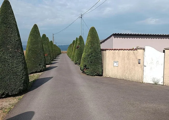 Charmante Maison Avec Piscine